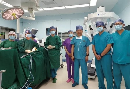 圖邁?機器人輔助完成全球首次5G遠程前列腺癌根治術(shù)多連臺